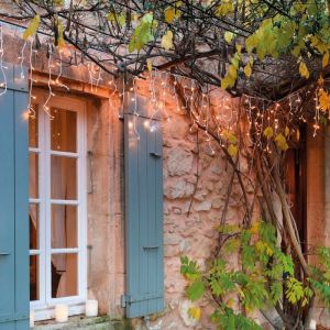 Blach&egrave;re illumination Guirlande stalactite solaire led 8m blanc chaud