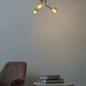 Kosilum Plafonnier dor&eacute; &agrave; 3 sph&egrave;res en verre ambr&eacute; - Ottavia