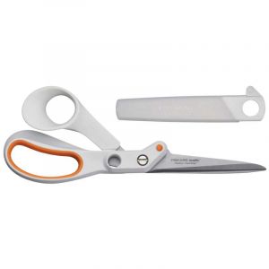 Fiskars Ciseaux de Tailleur Razor Edge, Longueur 24 cm, Lames en acier inoxydable/Poignées en plastique, Blanc/Orange, Amplify, 1070081