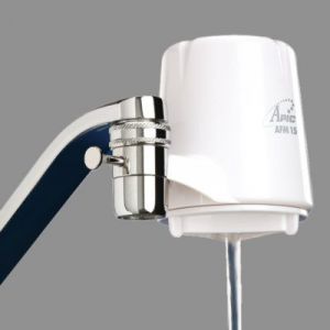 Apic Filtre sur robinet CULLIGAN FM15