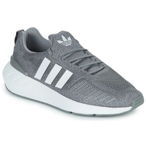 Adidas Baskets basses SWIFT RUN 22 Gris - Taille 45 1/3