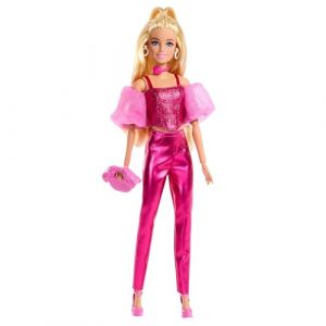 Mattel Poupée Deluxe Style n° 5 avec tenue rose métallisé, cheveux blonds, haut scintillant de type corset et pantalon brillant, sac à main et collier rose en guise d’accessoires