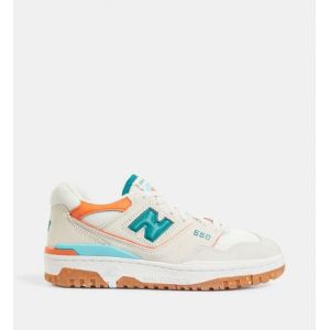New Balance Baskets basses 550 en cuir su&egrave;de