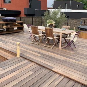 Kit terrasse bois exotique PADOUK pour 10 m², Lames 1,55 m, lambourdes 2,15 m et visserie Inox.