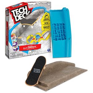 Image de Tech Deck DIY Concrete, Coffret à modeler réutilisable avec fingerboard Enjoi exclusif, rail, moules et kit de skatepark, jouet pour garçons et filles à partir de 6 ans, Jeu véhicule