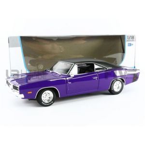 Maisto Voiture Miniature de Collection 1-18 - DODGE Charger RT - 1969 - Purple / Black - 31387PUR