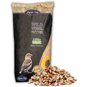 Lyra Pet Erdnusskerne Splits gemischt blanchiert und mit Haut