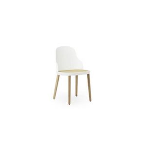 Image de Normann Copenhagen Chaise Allez Molded assise osier chêne - Park Green Blanc