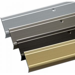 Profil&eacute;s de bord d'escaliers avec mat&eacute;riel de montage Integral K234 Forme: L 35 x 30 mm Longueur: 90 cm Pr&eacute;-perc&eacute; Or