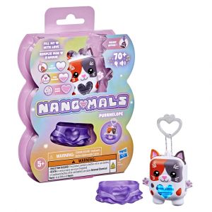 Hasbro NANOMALS BASE AND OUTFIT AST