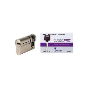 Image de Mul-T-Lock Demi-cylindre 2 entrées Classic Pro - Laiton nickelé - Haute sûreté - Longueur 40 x 10 mm