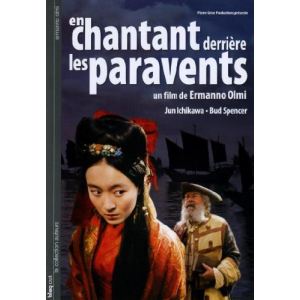 En chantant derrière les paravents