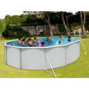 Image de Piscine Magnum ovale hors sol en acier 550 x 366 x 132 cm