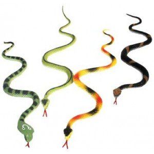 Serpents en plastique pour pi&ntilde;ata