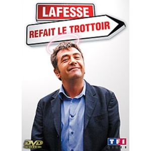 Lafesse refait le trottoir