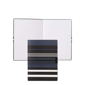 Hugo Boss <p>Carnet <span style="text-decoration: underline;">format A6</span> <strong> Storyline Stripes</strong>. <br />Un petit carnet qui vous accompagne où que vous alliez. <br />Ces carnets au look orignal sont recouverts d'une toile enduite soft-to