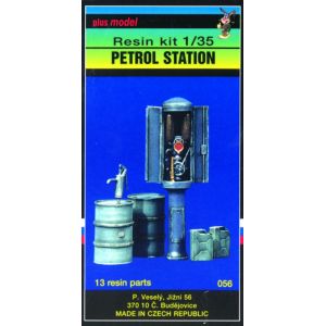 Plus Model Petrol Station - Décor Modélisme