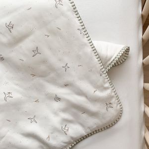 Kadolis Couverture matelass&eacute;e l'Envol&eacute;e Cypr&egrave;s (75 x 100 cm)