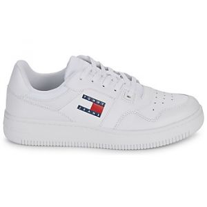 Image de Tommy Jeans Pour femme. Baskets Retro Basket en cuir blanc