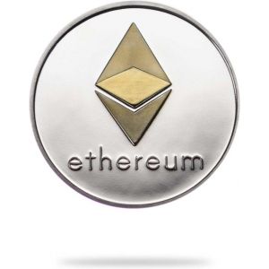 Image de Ethereum coin gold silver - cryptotoken - monnaie physique