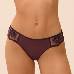 Tanga violet