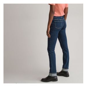 Jean droit push-up extra confort