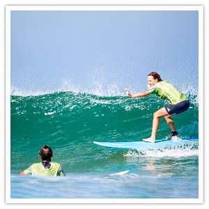 Smartbox Coffret cadeau - Cours de surf et location de mat&eacute;riel &agrave; Seignosse dans les Landes - id&eacute;e cadeau - Cours de surf et location de mat&eacute;riel &agrave; Seignosse dans les Landes