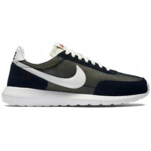 Image de Nike Baskets basses Basket Roshe - Couleur 40 1/2 - Taille Noir