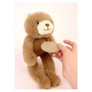 Doudou et Compagnie Histoire D’Ours - Doudou Peluche Ours Beige Aimanté 30 cm – Collection Podcoll - Compagnon Réconfortant Original à Poser sur l’Épaule – Idée Cadeau Naissance Tendance pour Enfant – HO3357