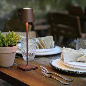 Poldina Pro Micro Corten lampe de table led rechargeable et dimmable