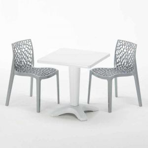 Grand Soleil Table et 2 chaises colorées polypropylene extérieurs PATIO | Gruvyer Gris - Blanc