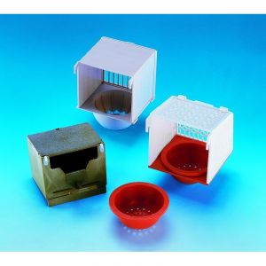 Nids pour oiseaux en plastique Nobby Pet