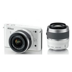 Nikon 1 J1 (avec 2 objectifs 10-30mm et 30-110mm)