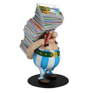 Plastoy Astérix Obelix Pile D'Albums Figurine, 124, 14.00 x 13.00 x 25.00