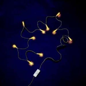 Hellum Guirlande lumineuse avec 10 bougies Pisello transparentes - 2,85 m - Pour l'intérieur - Câble d'alimentation de 1,5 m - Transparent - 831160
