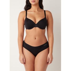 Chantelle Soutien-gorge coques emboîtant ESSENTIALL Noir - Couleur Noir - Taille 100B