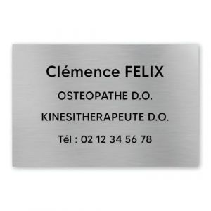 Decoho - Plaque professionnelle personnalisée en pvc pour ostéopathe, kiné - Gravure sur 1 à 5 lignes - Format 30 x 20 cm - Argent lettres noires