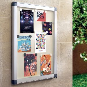 Planorga Vitrine d'ext&eacute;rieur Antar&egrave;s 9 feuilles