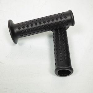 Poign&eacute;es moto rev&ecirc;tement P2R Piaggio 125 Vespa GTS, 250 Vespa GTS, 300 Vespa GTS 2005+ (R.O. 271452-3)