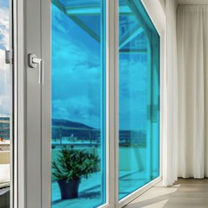 Film couleur bleu transparent
