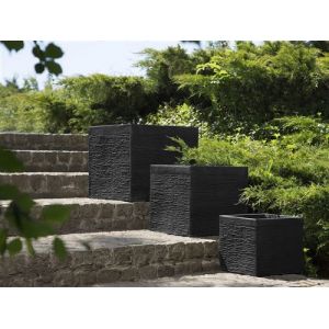 Beliani Pot de fleurs noir 30 cm Paros