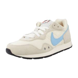 Nike Baskets femme Venture Runner