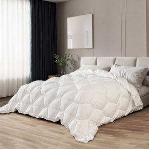The White Stone - Couette Hiver 210 x 260 cm de 400 g - Rembourrage Doux et Chaud en Ouate Douce - Couette Matelass&eacute;e en Microfibre Hypoallerg&eacute;nique