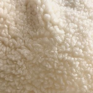 Tissu moumoute épais peau mouton écru - Mondial Tissus
