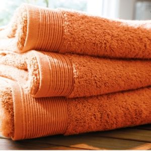 Blanc des vosges Serviette de bain micro-coton 600 grm&sup2; unie - Orange