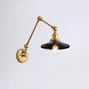 Applique murale dorée avec finition en laiton noir et bras oscillant vintage orientable E2