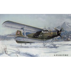 Trumpeter 1 72 - Antonov An-2 Colt On Skis