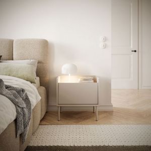 Selsey TOVI&ndash; Table de chevet 1 portes &ndash; cachemire/ch&ecirc;ne Lindberg&ndash; 50 cm