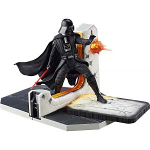 Image de Hasbro Dark Vador - Star Wars Série Noire Pièce Centrale