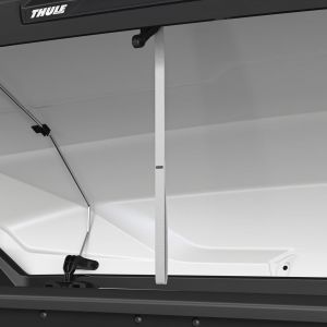 Thule Lid Pull Straps Motion 3